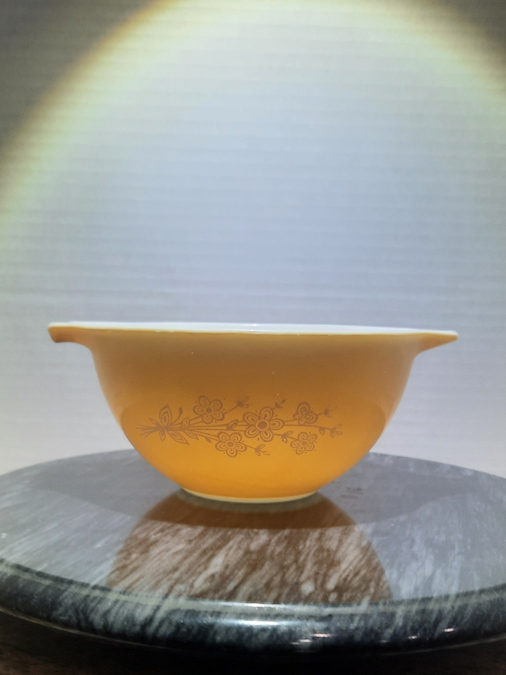 Pyrex Butterfly Gold Redesign Cinderella Set - Read - Picture 3 of 13